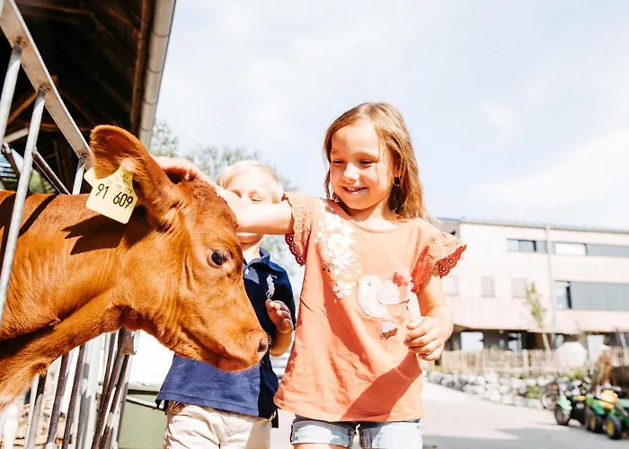 Liselotte * Neukirch (Tubingen)